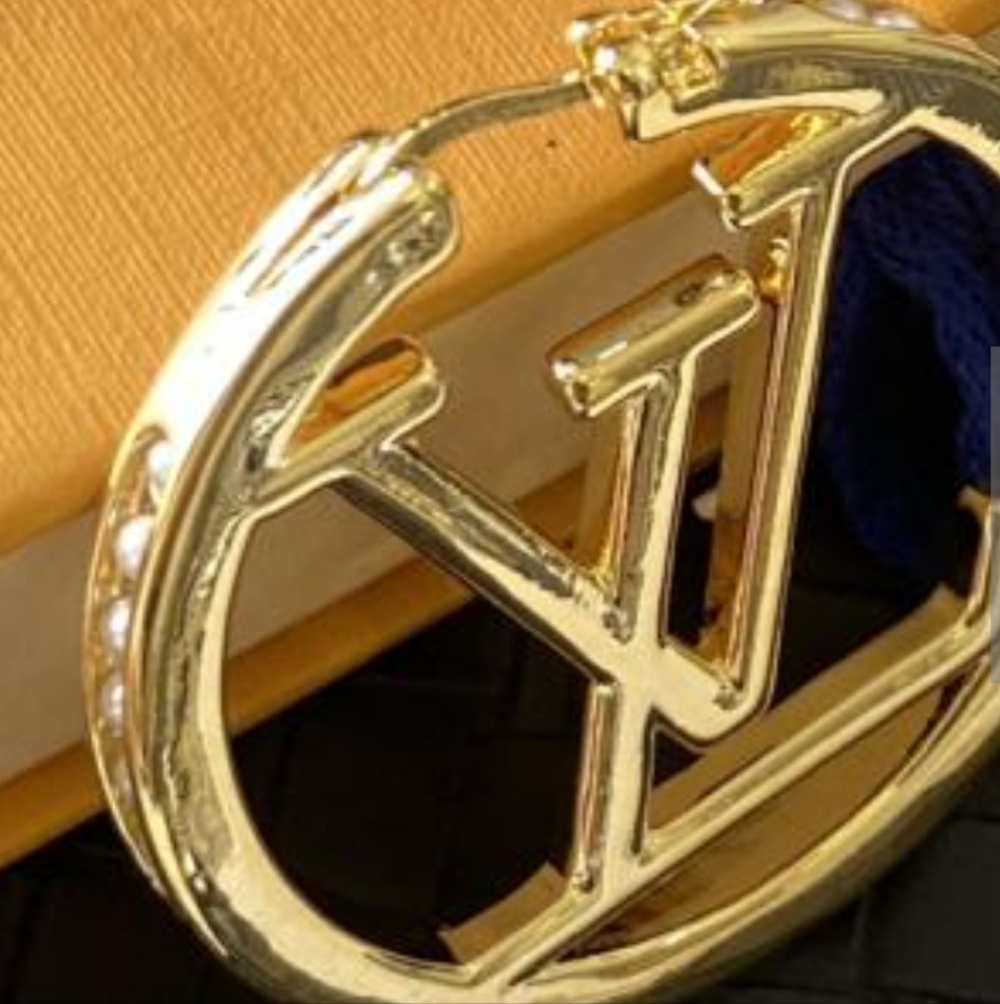 Louis Vuitton Gold Logo Pearl  Hoop Earrings NEW RARE - Picture 2 of 16